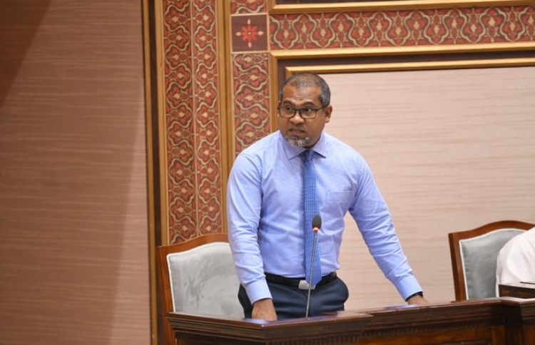 ފަލަސްތީނުން ރައްޔިތުން ގާޒާގެ ބިމުން ބާލަން އުޅޭ މައްސަލާގައި ބާއްވާ، އޯއައިސީގެ ފޮރިންގ މިނިސްޓަރުންގެ ހާއްސަ ބައްދަލުވުމަކަށް ފޮރިންގ މިންސްޓަރ ސައުދީއަށް ވަޑައިގެންފި
